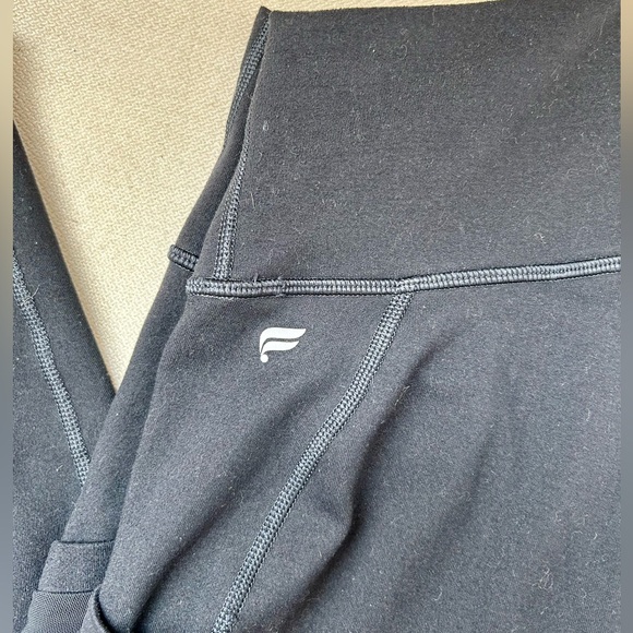 Fabletics PowerHold Leggings - Picture 4 of 5